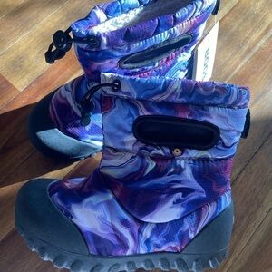 Bogs Kids' Purple and Black Rain & Snow Boots